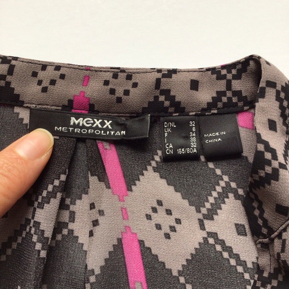 MEXX Metropolitan semi-sheer blouse - Picture 2 of 6